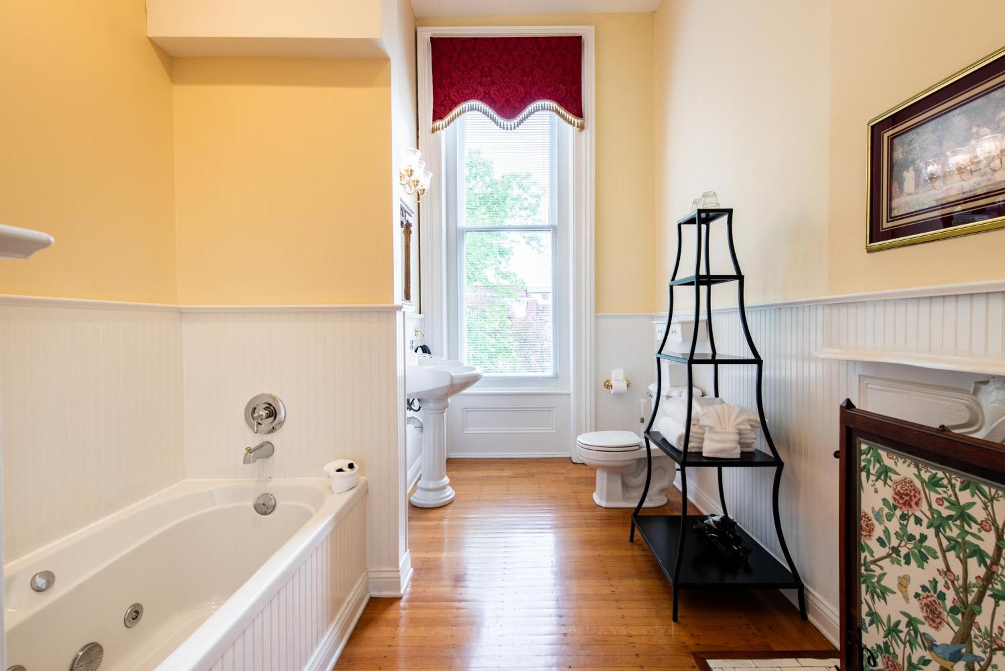Dupont Mansion Bed & Breakfast Louisville Rum bild