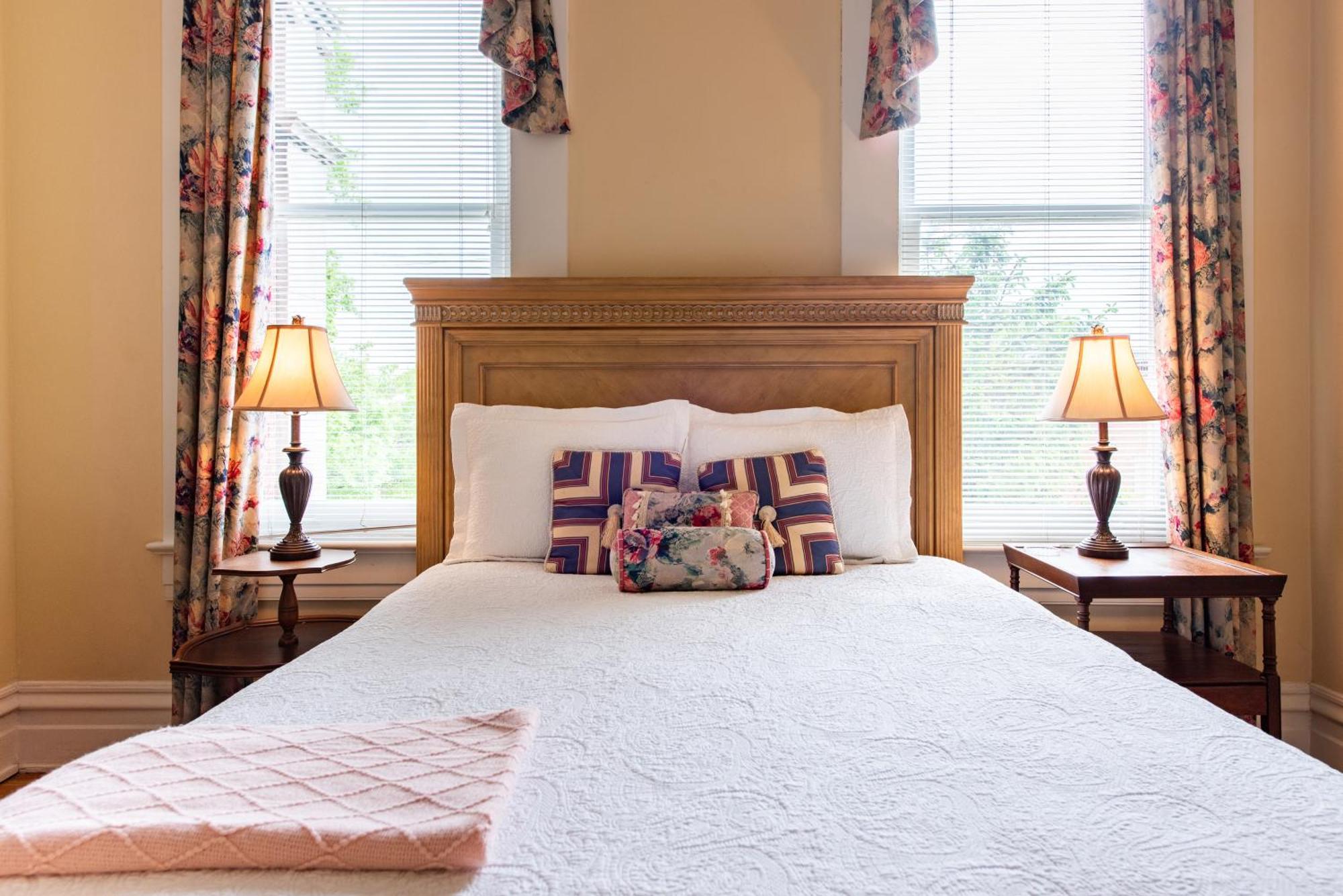 Dupont Mansion Bed & Breakfast Louisville Rum bild
