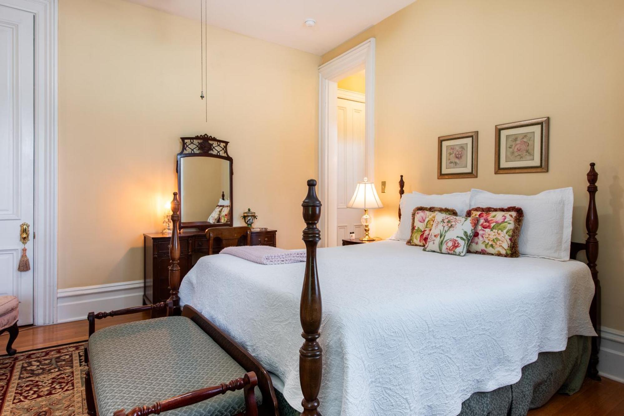 Dupont Mansion Bed & Breakfast Louisville Rum bild