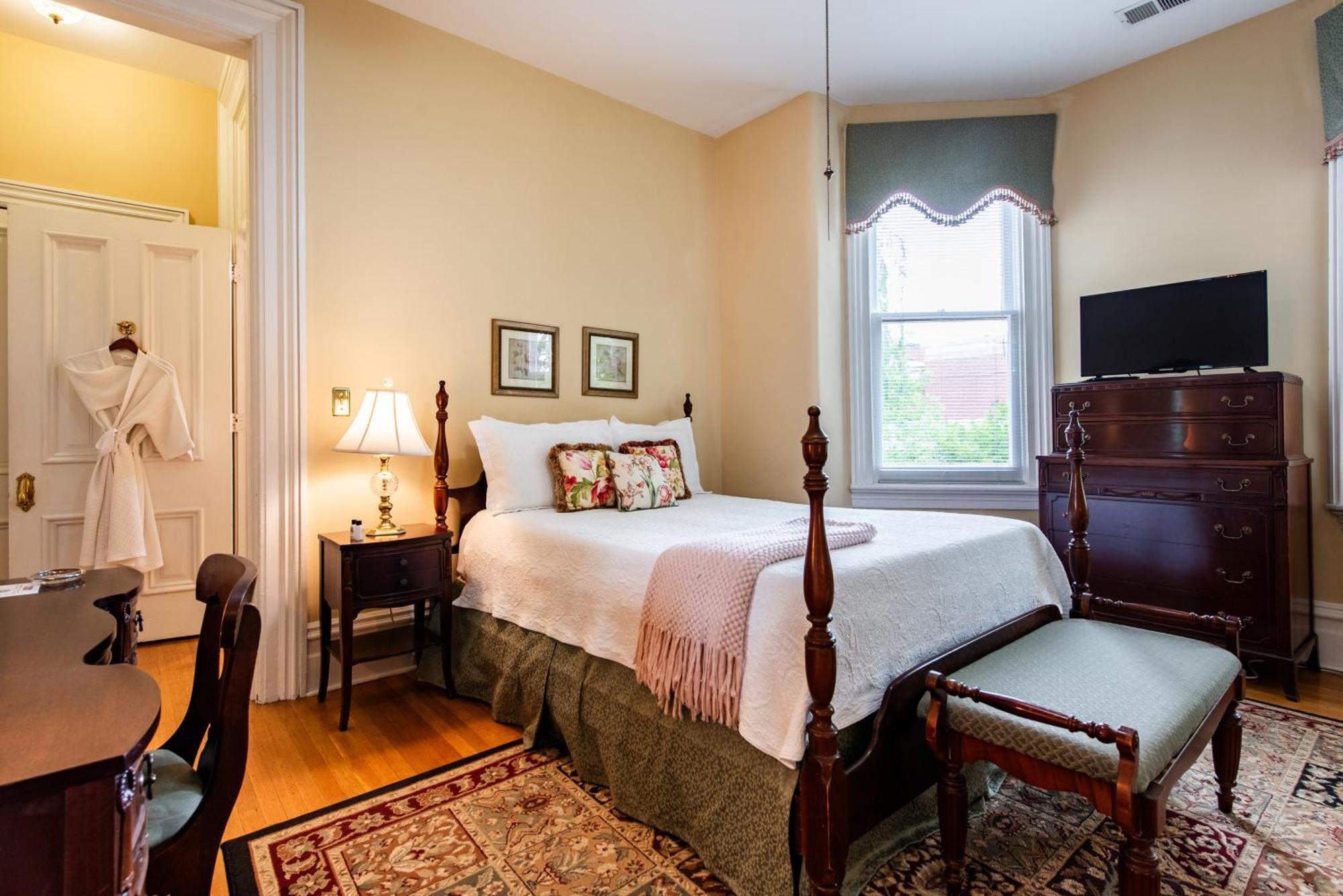 Dupont Mansion Bed & Breakfast Louisville Rum bild